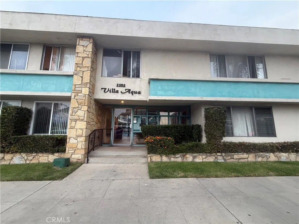 1101 Ocean Blvd — photo