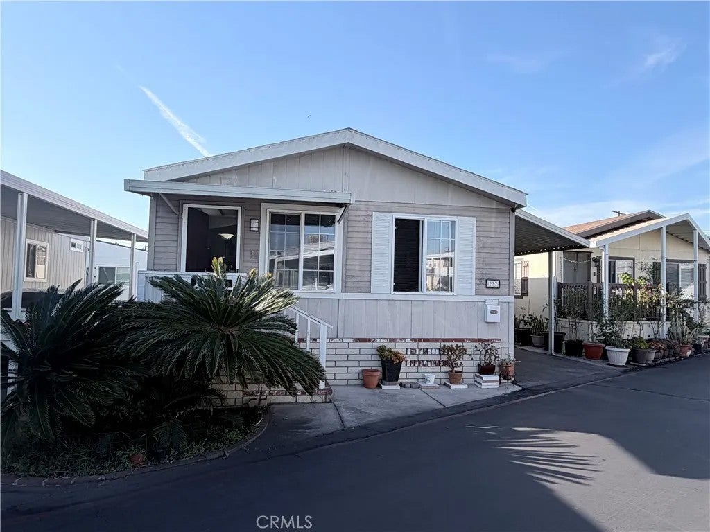 13181 Lampson — photo