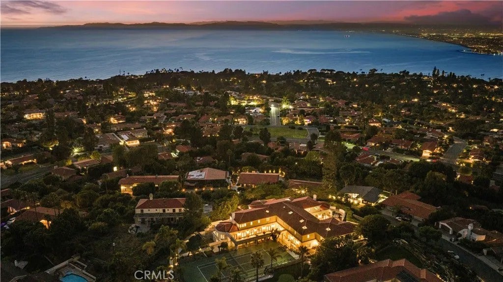 2228 Via Cerritos — photo