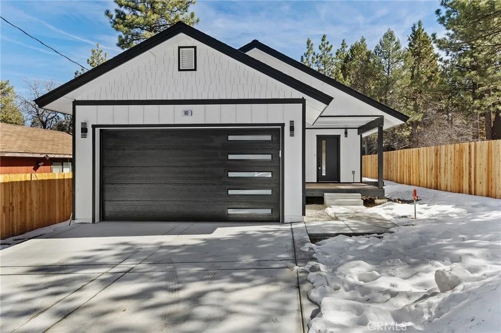 183 Moreno Lane — photo