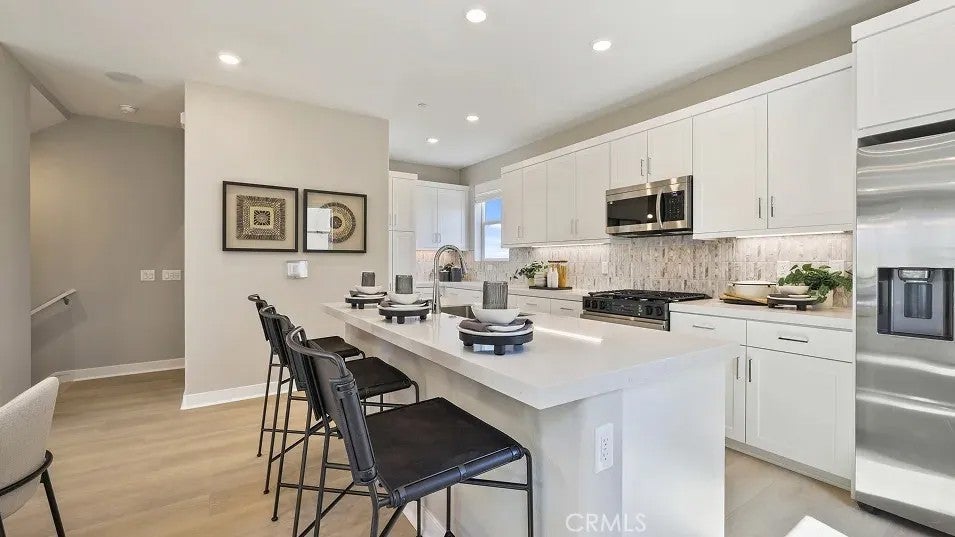 26852 Serif Place — photo