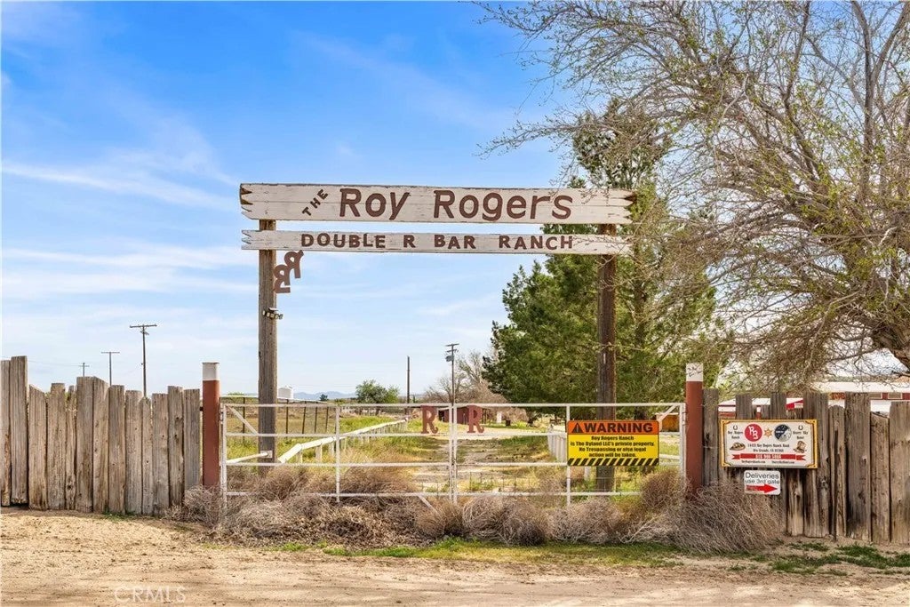 14433 Roy Rogers Ranch — photo
