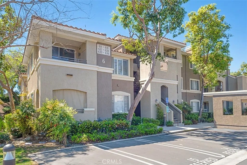 22681 Oakgrove #635 — photo