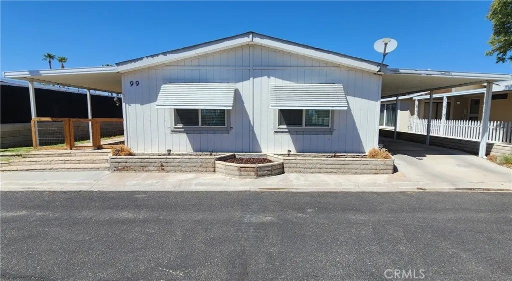 3589 Wells Road 99 — photo