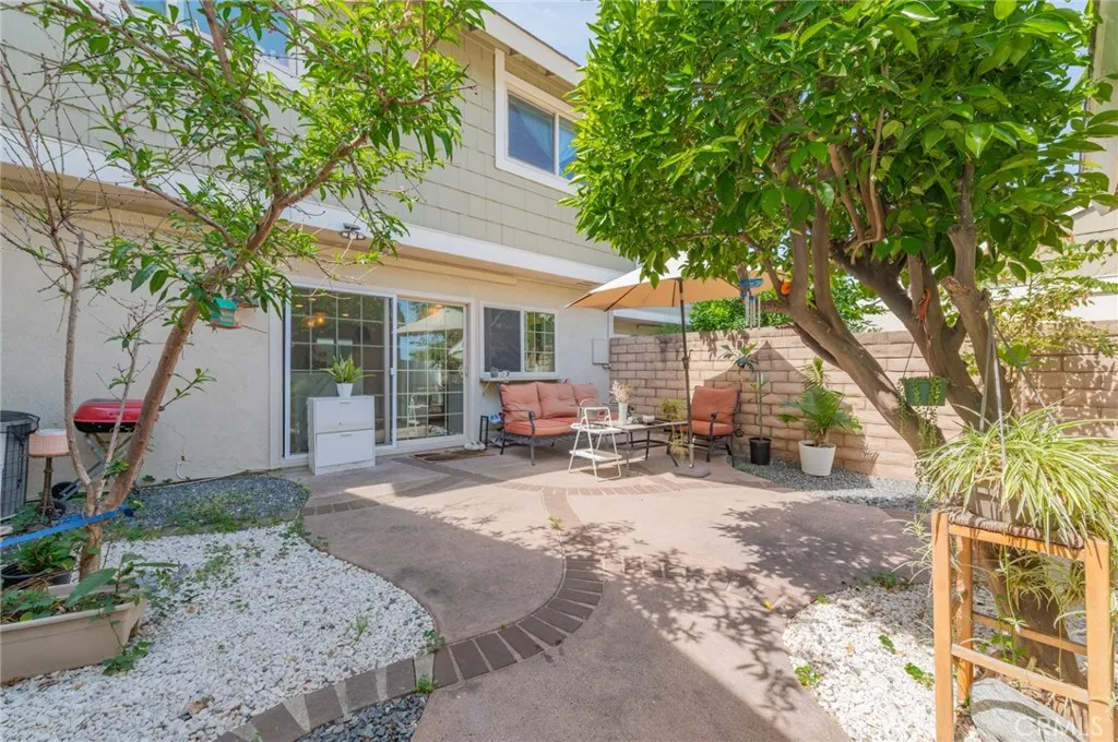 8 Deodar, Irvine, CA 92604 — photo 2