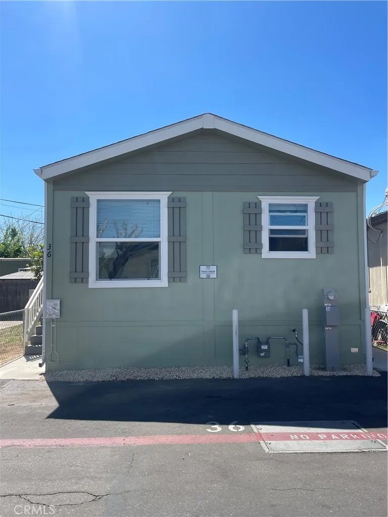 187 Ballard 36 — photo