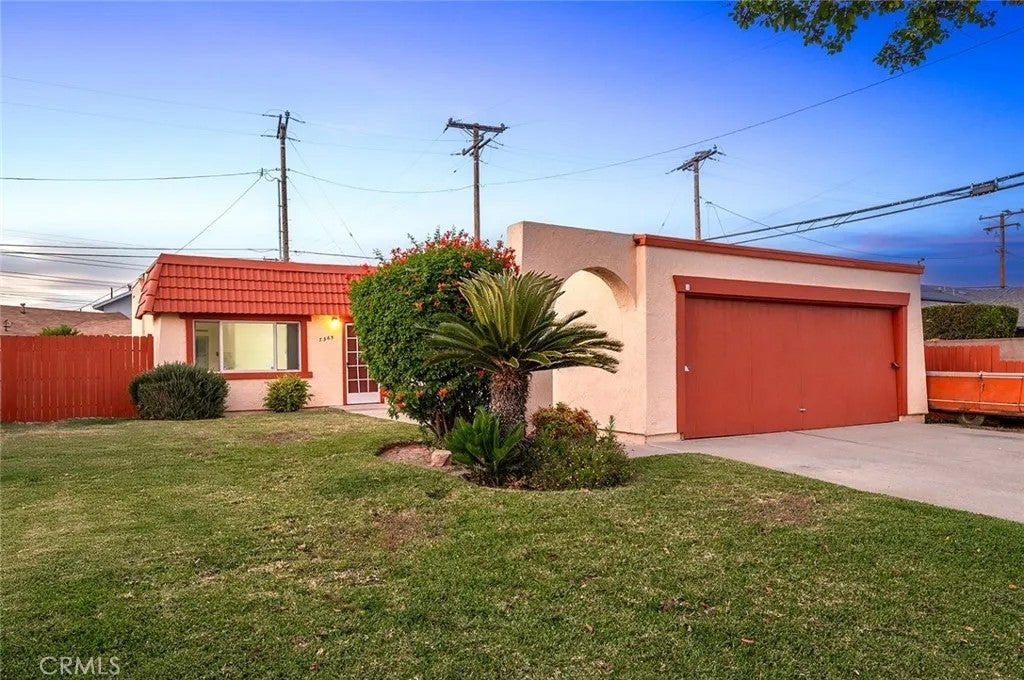 7365 El Dorado Drive — photo