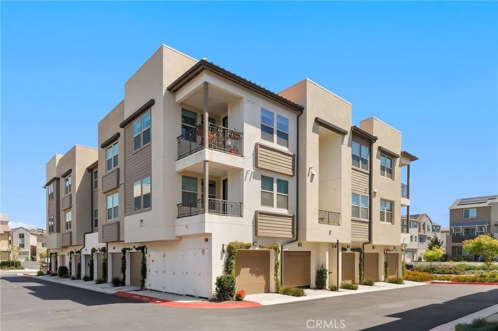 1501 Lasso Way 303 — photo