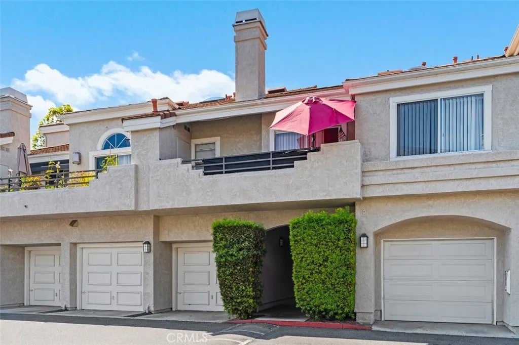 25071 Calle Playa #E — photo
