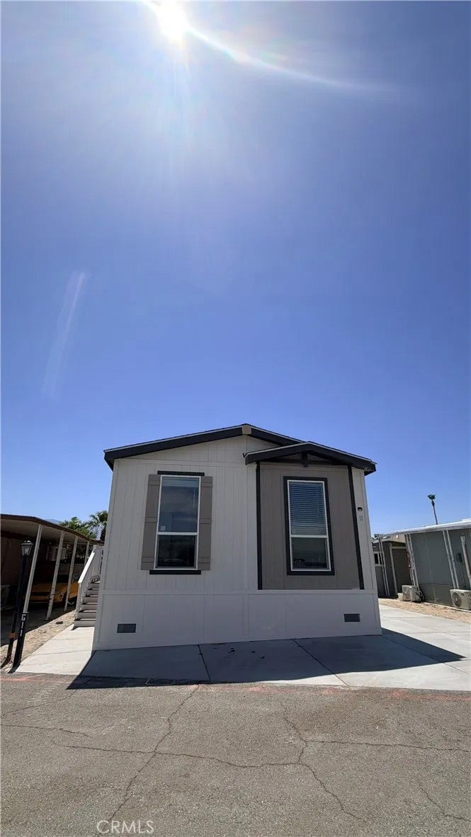 64625 Pierson Blvd G11 — photo