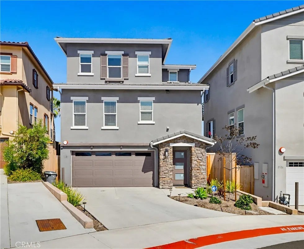 8508 Vista Azul — photo