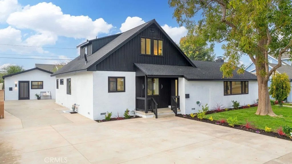 6091 Navajo — photo