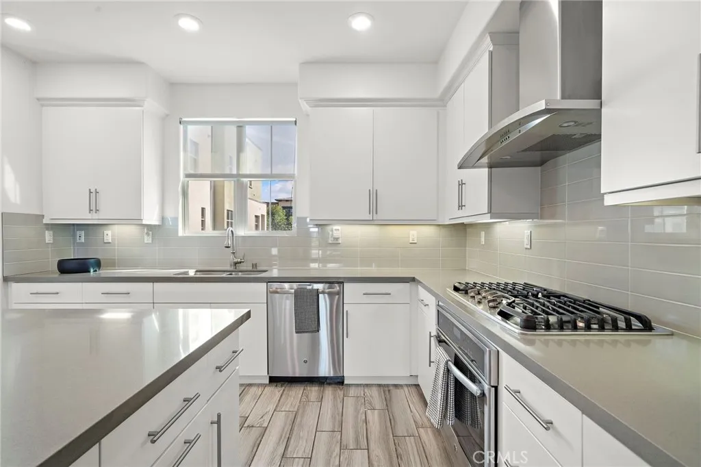 144 Paramount, Irvine, CA 92618 — photo 3