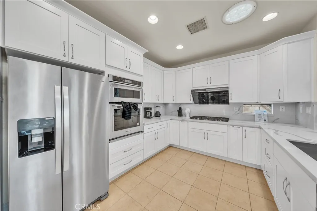17 Riveroaks — photo