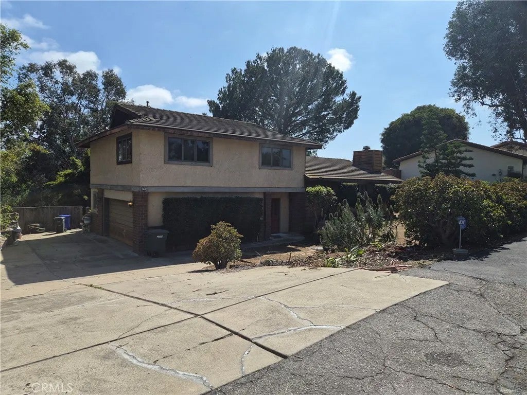 560 Mar Vista — photo