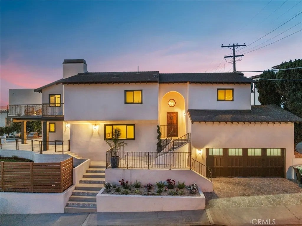 153 Calle Redondel — photo