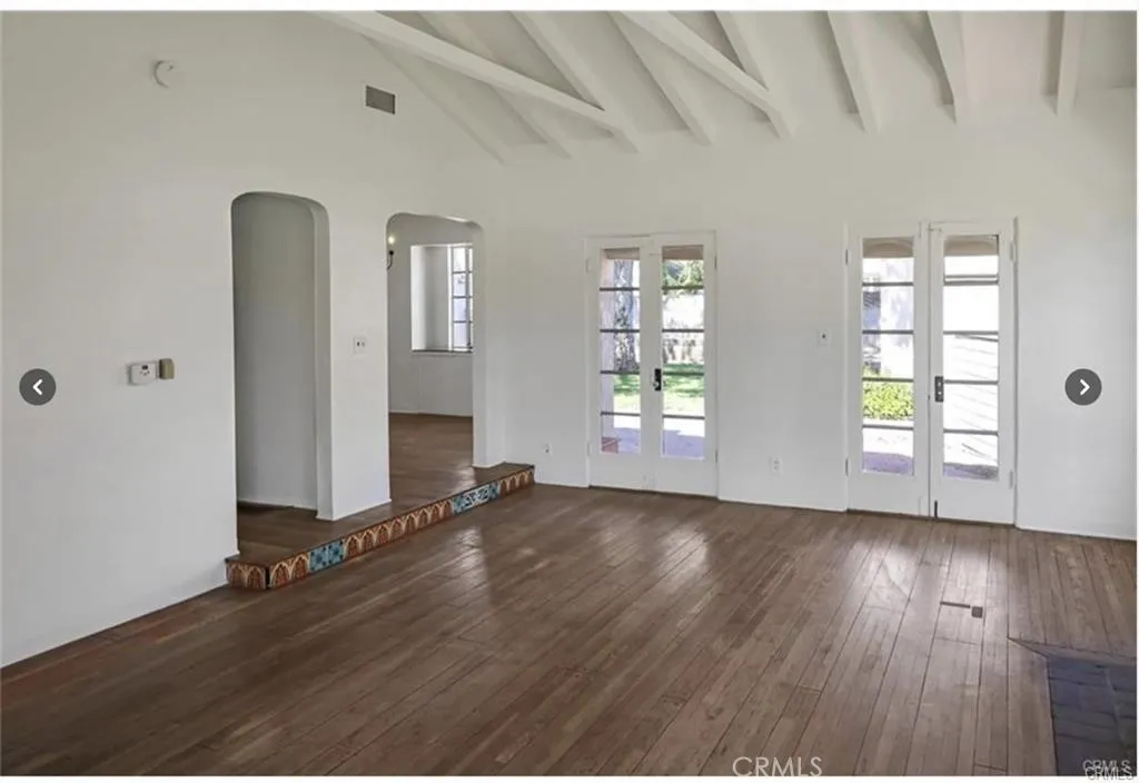 4329 Central, Riverside, CA 92506 — photo 2