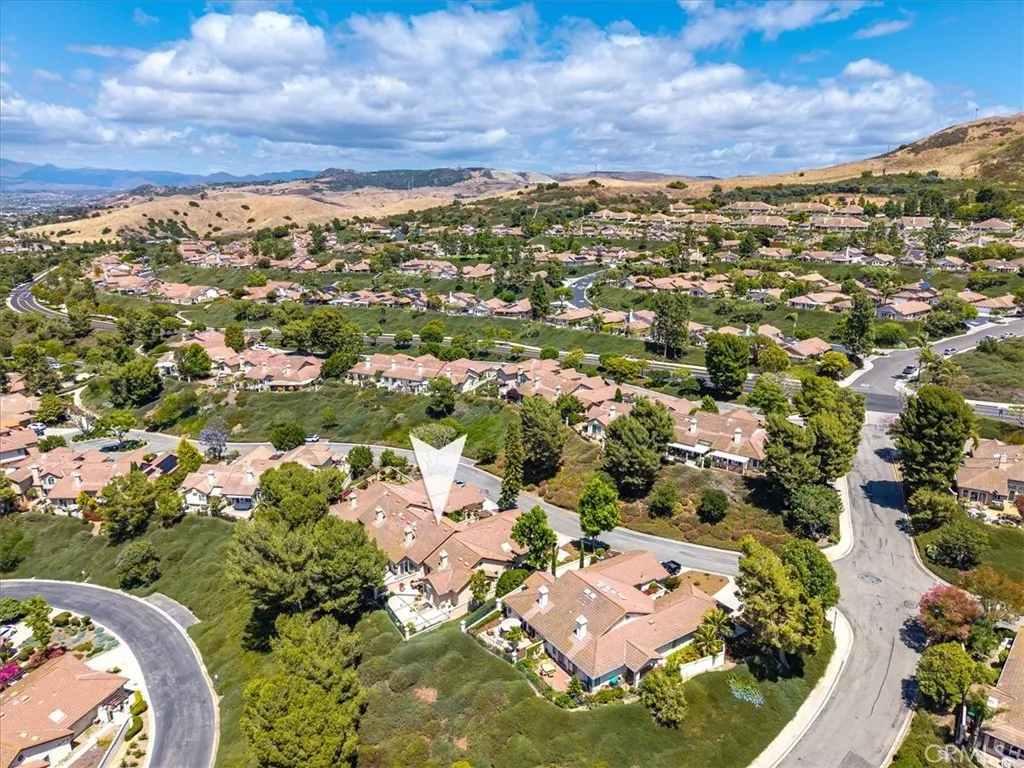27355 Paseo Laguna — photo