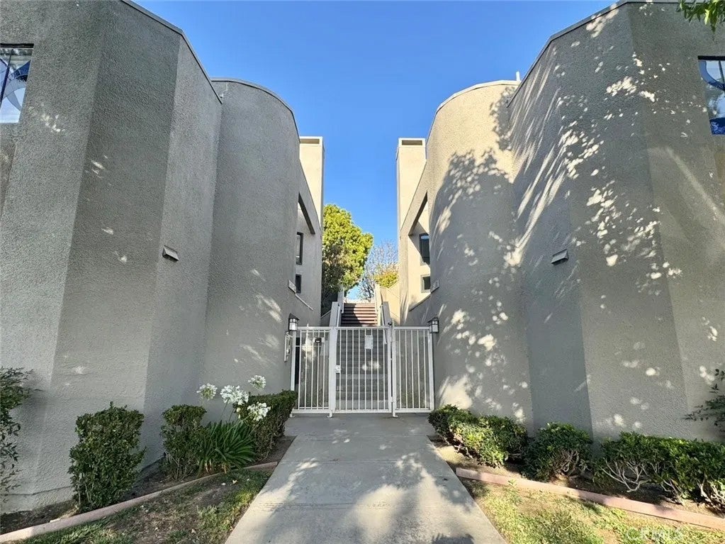 12476 Montecito Road 5 — photo
