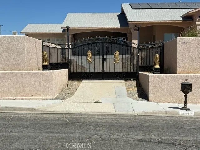 16192 Molino — photo