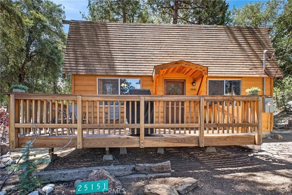 25151 Wrightwood — photo