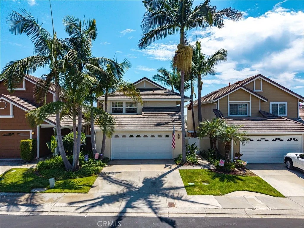2330 Avenida Marejada — photo