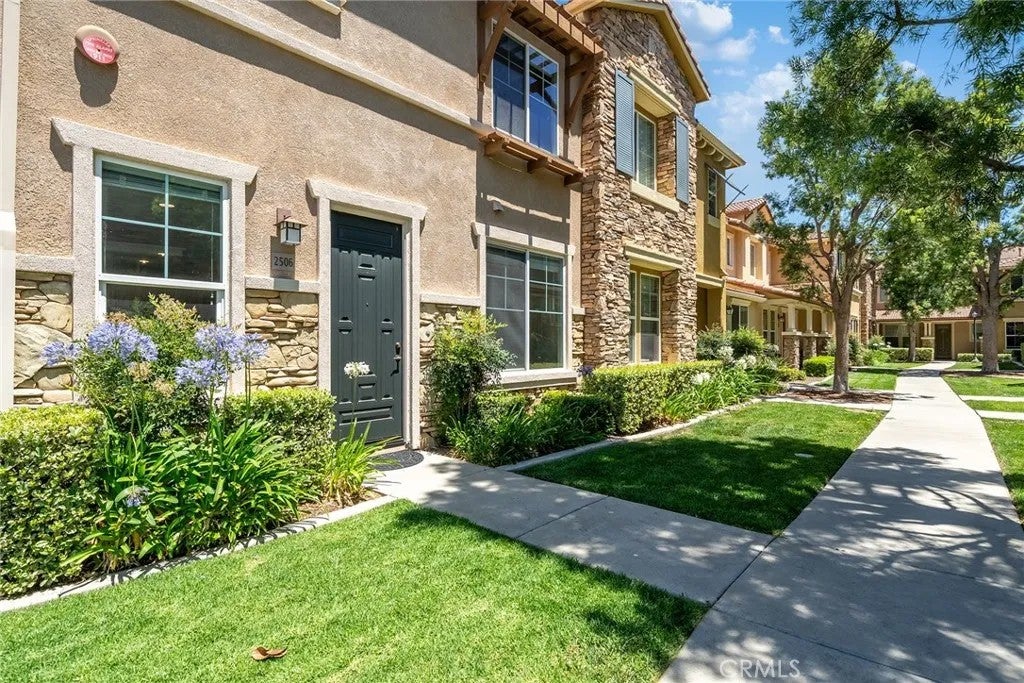 30505 Canyon Hills Road 2506 — photo