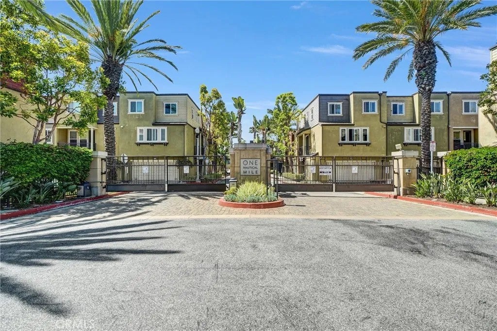 12 Shellprint Court — photo
