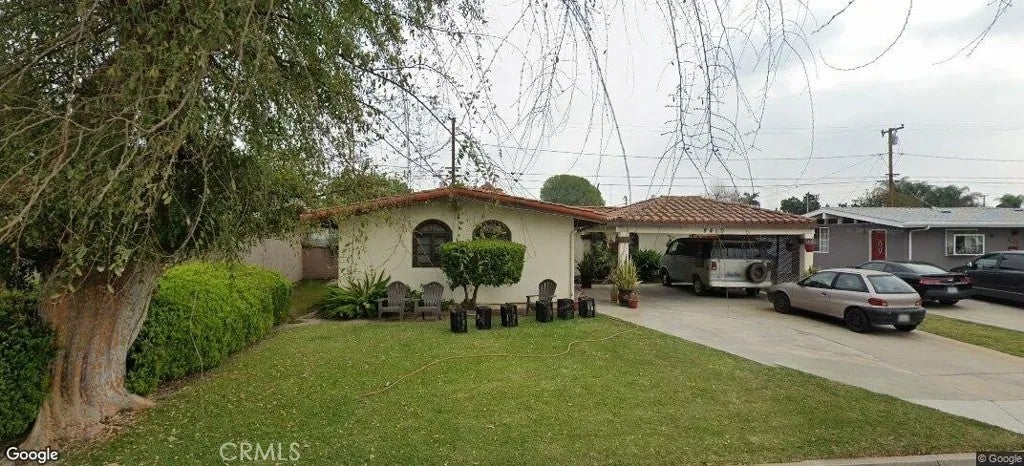8410 Alburtis — photo
