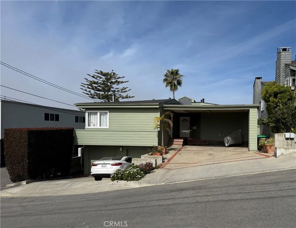 Home in Laguna Beach, CA 92651 — photo 2