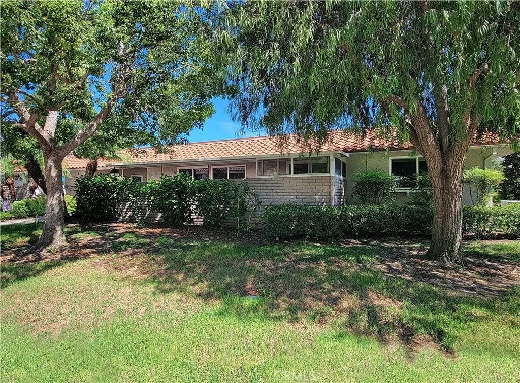 5349 Algarrobo P — photo