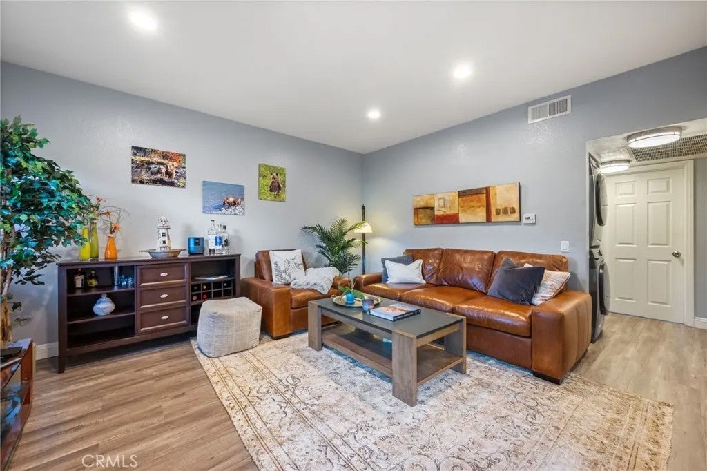 158 Maegan 7 — photo