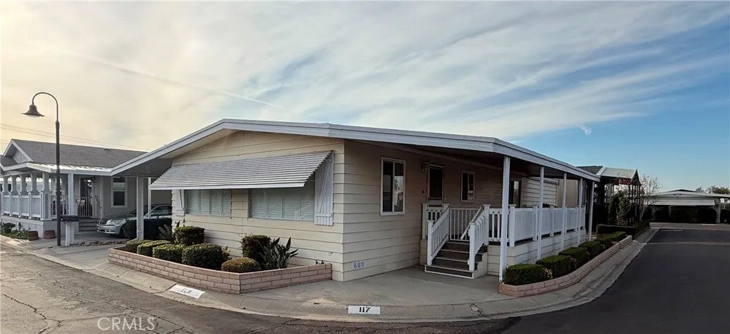 14851 Jeffrey 117 — photo