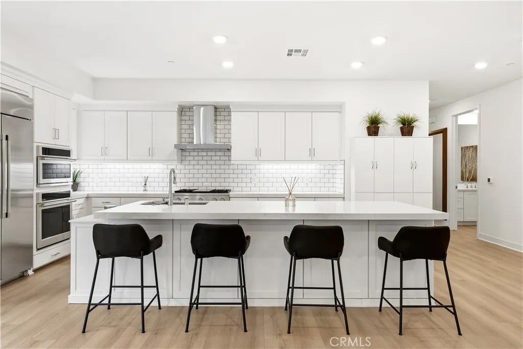3101 Rivington — photo