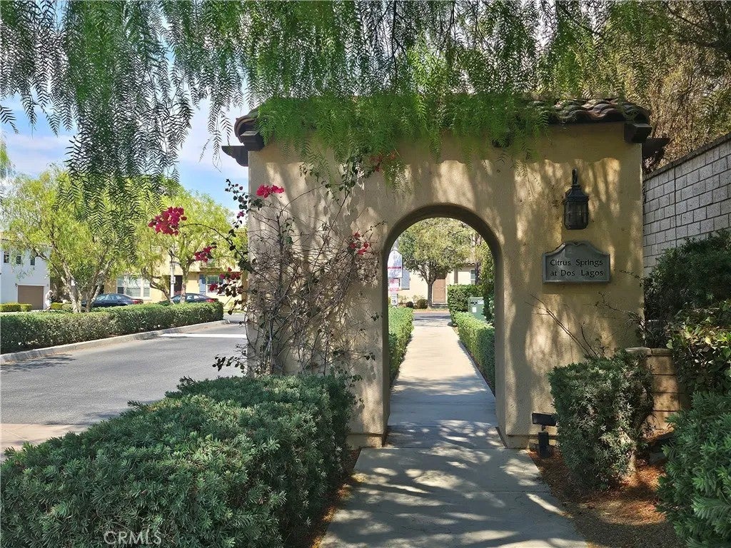 4244 Windspring — photo