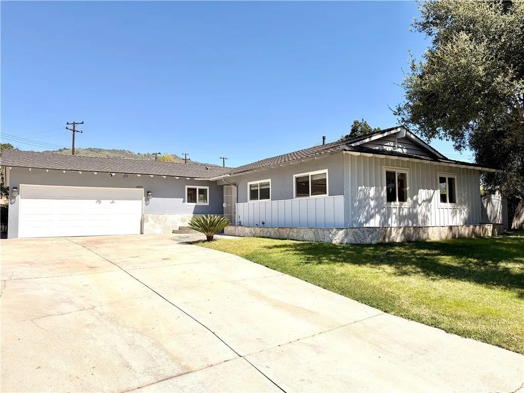 1429 Underhill Terrace — photo