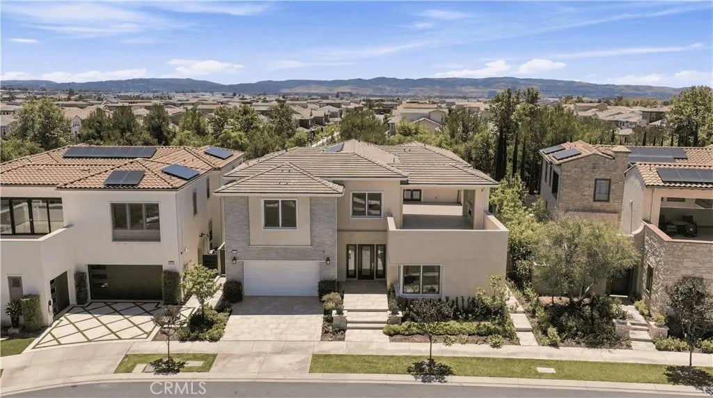 54 Bellatrix — photo