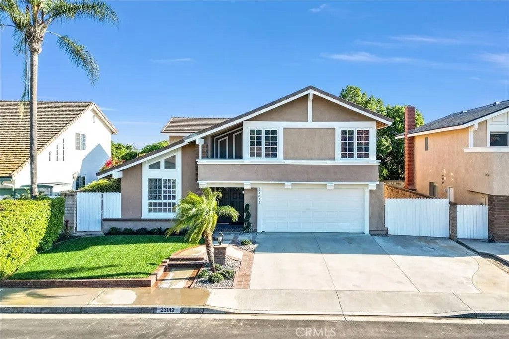 23012 Cecelia — photo