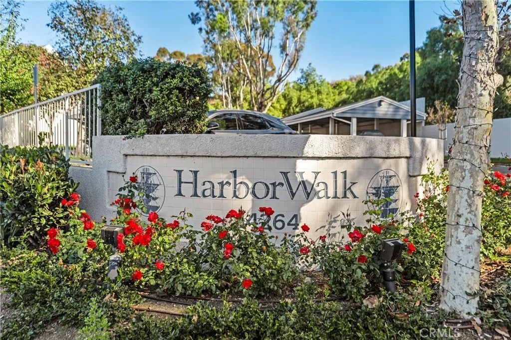 34264 Camino Capistrano 309 — photo