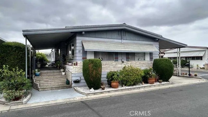15111 Bushard 18 — photo