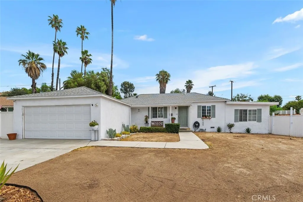 6050 Colonial, Riverside, CA 92506 — photo 2
