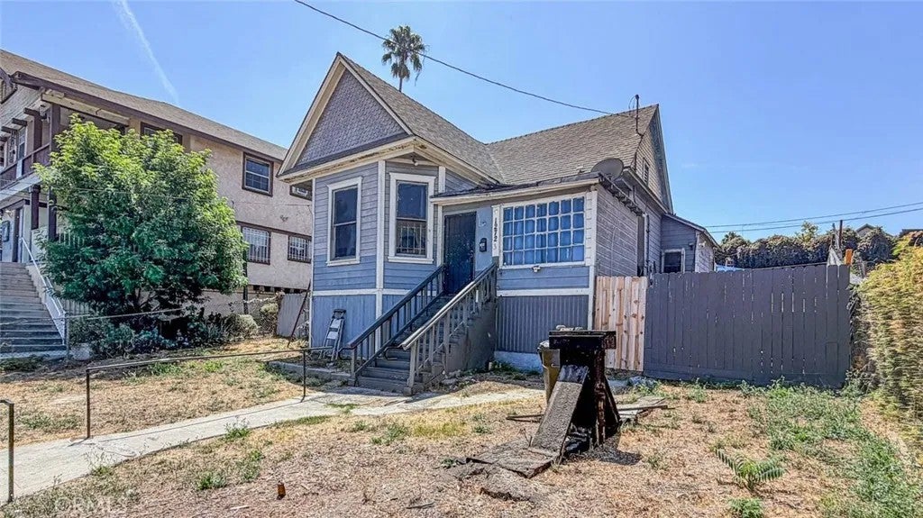 1272 West Court Street — photo
