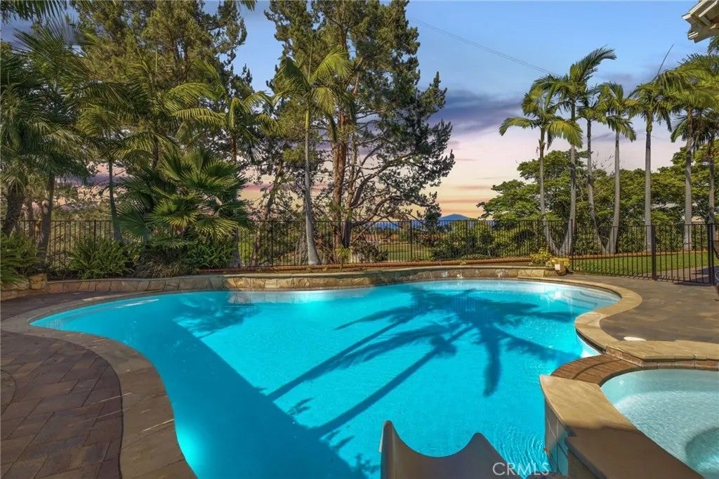 5 Heatherwood — photo