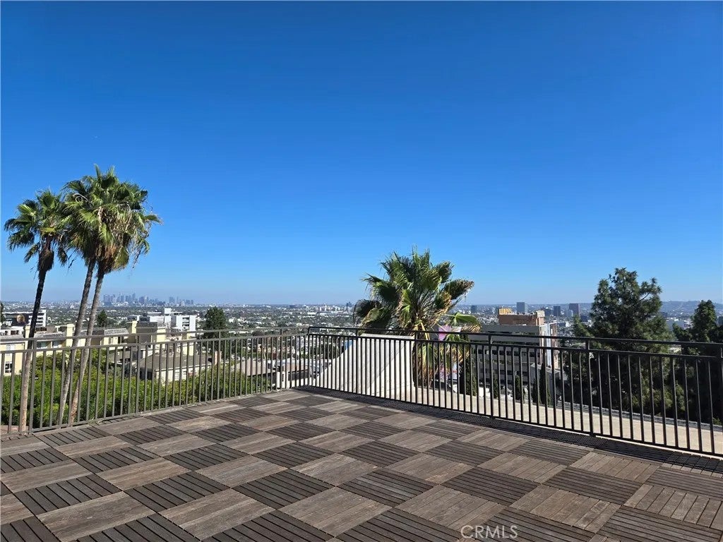 1230 Horn 408 — photo