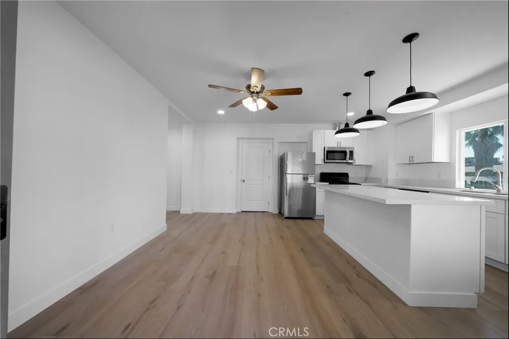 1438 N Summit, Pasadena, CA 91103 — photo 2