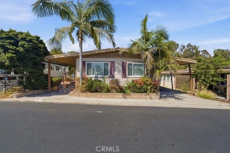 27703 Ortega 8 — photo