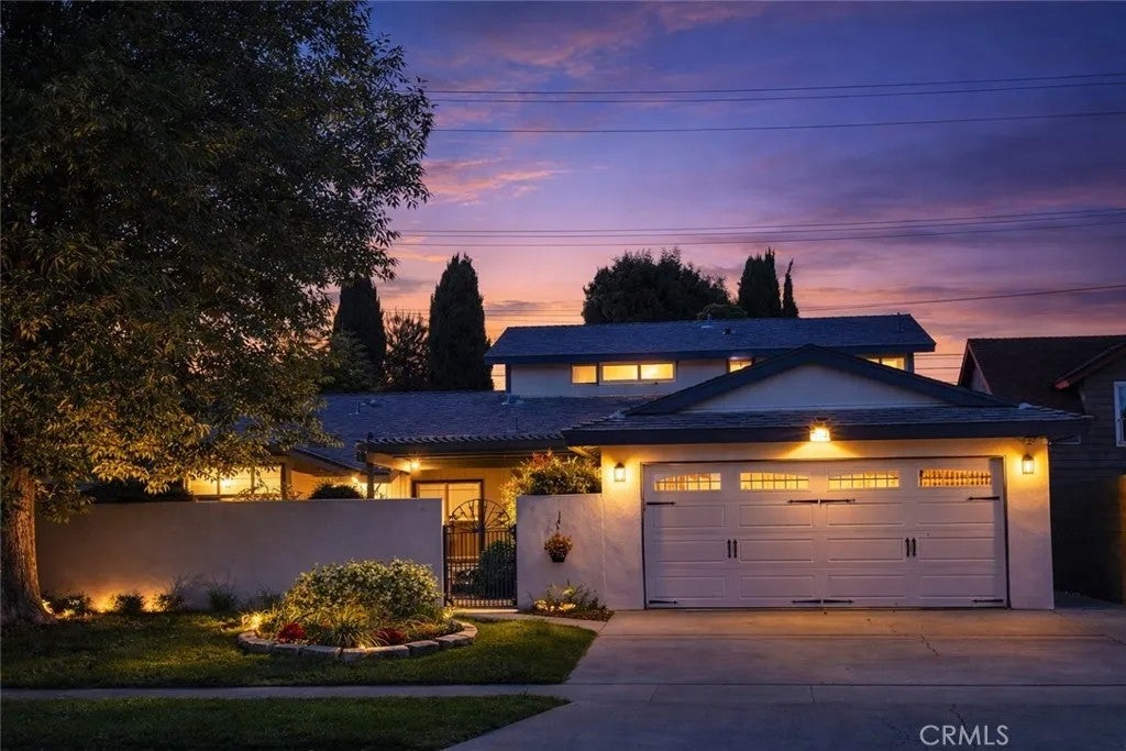 13381 Epping — photo