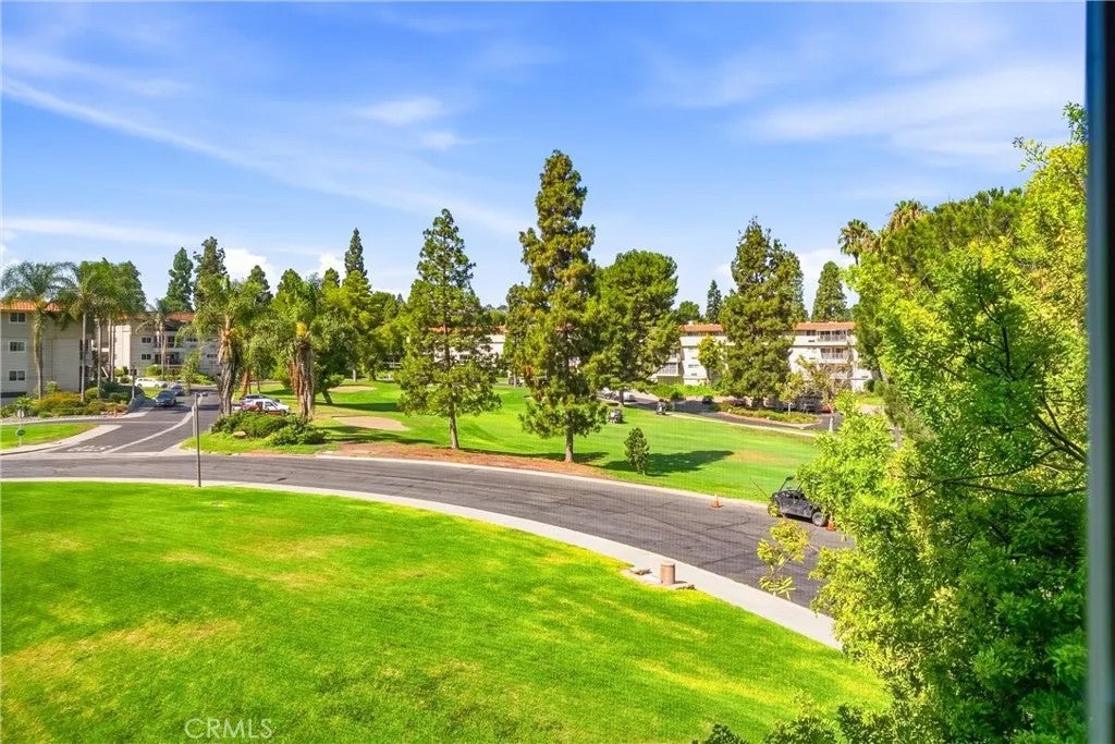 2355 Via Mariposa West 2C — photo