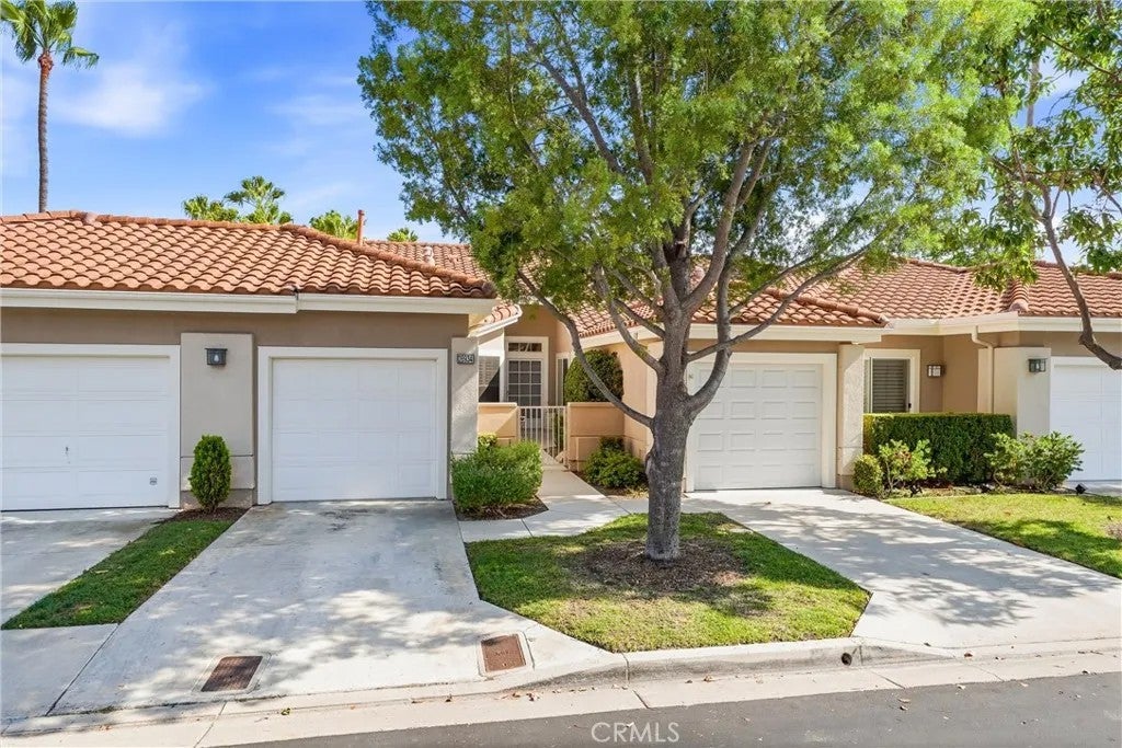 28934 Paseo Picasso — photo