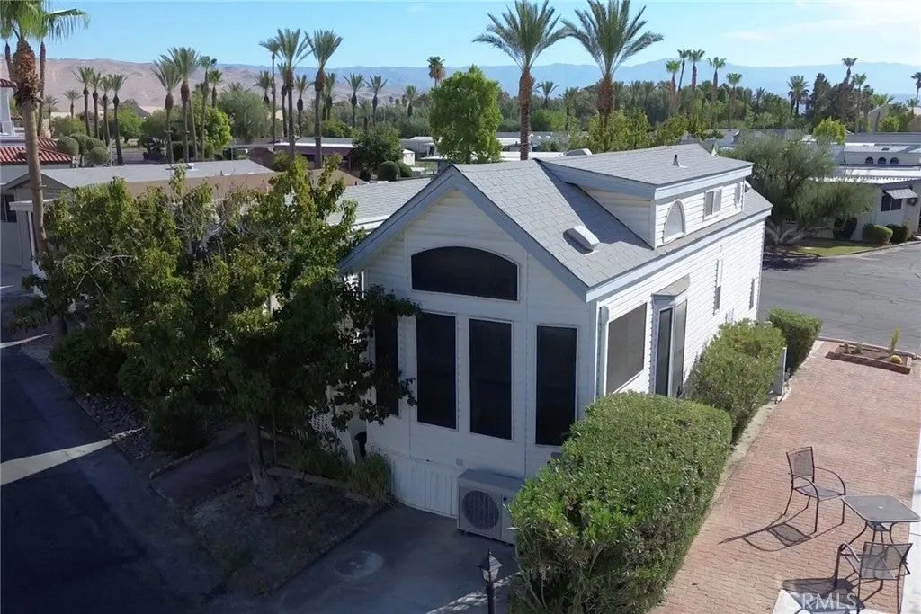 69801 Ramon 81 — photo
